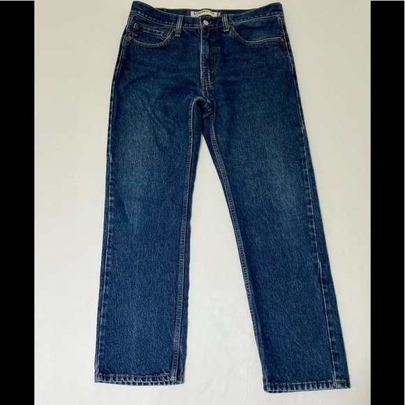 LEVI’S  Men’s “505”  Blue Jeans - Picture 7 of 8